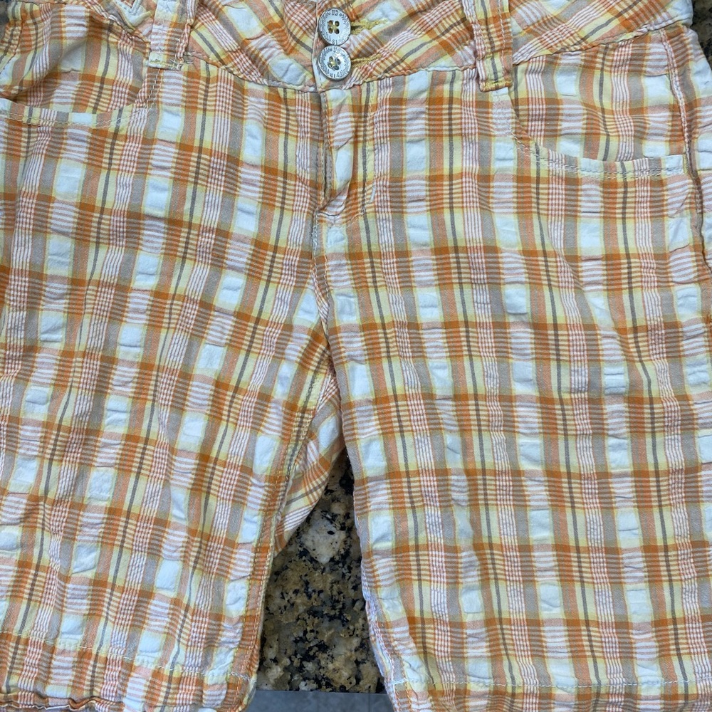 Vintage orange and white shorts Bermuda